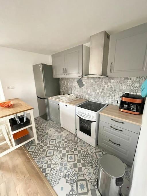 F2 Calme, Chateau, Grand Parquet, Foret Avon Exteriör bild